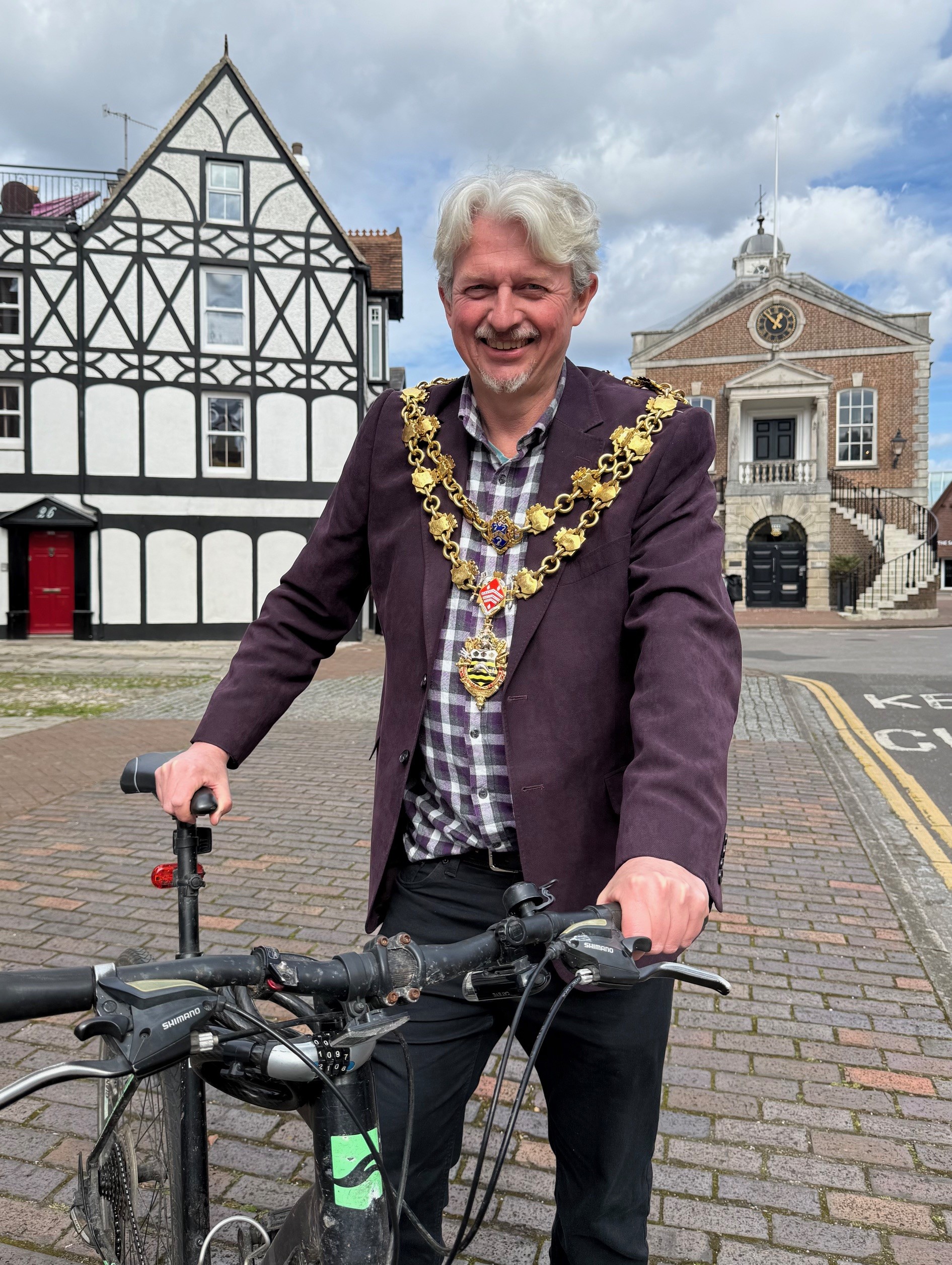 mayor on a bike